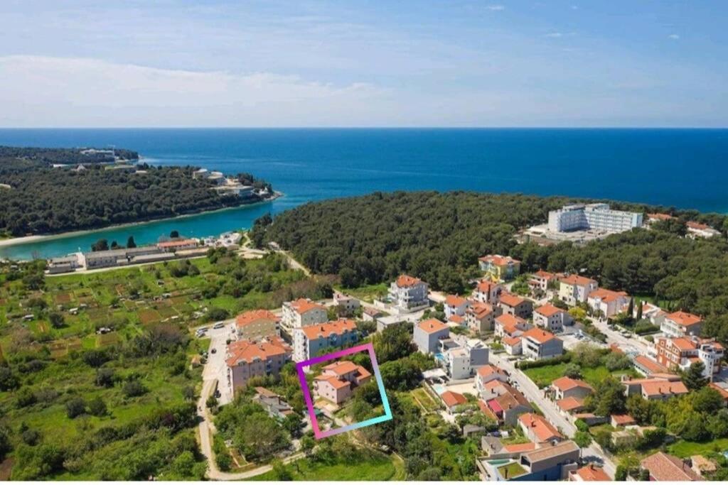 Apartment Zorika Near The Beach Pula Exterior foto
